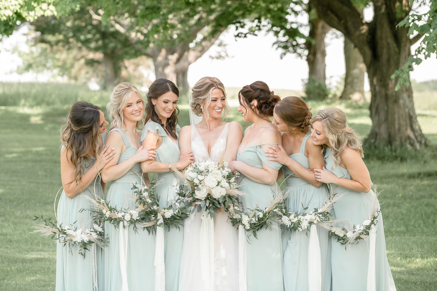 5 Reasons to Consider a Friday or Sunday Wedding